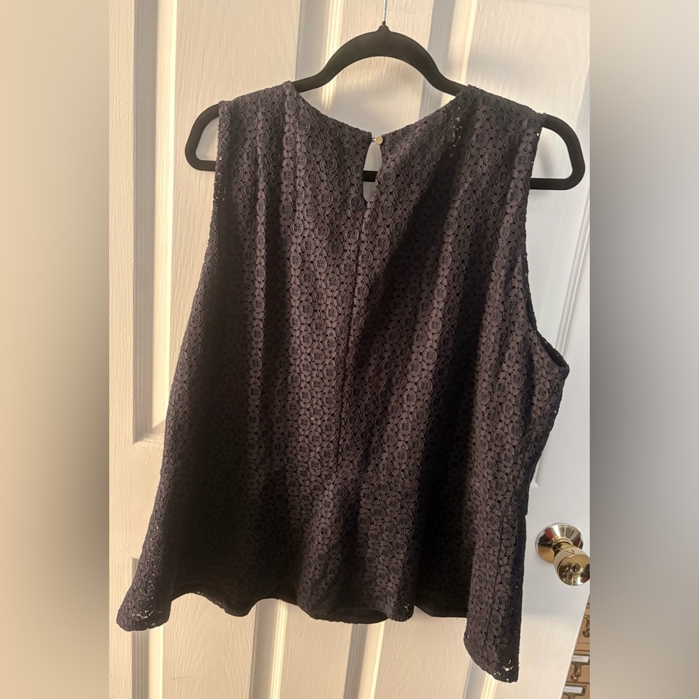 Liz Claiborne Black Lace Sleeveless Blouse - Picture 4 of 7